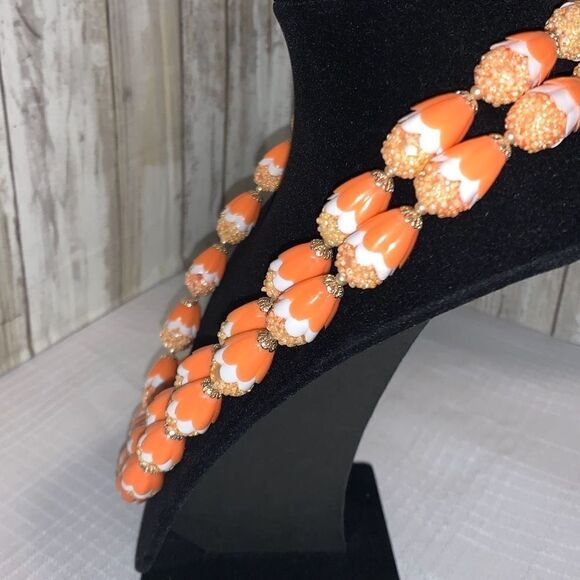 Vintage Coral Plastic Bead Multi Strand Necklace Japan - Picture 6 of 16